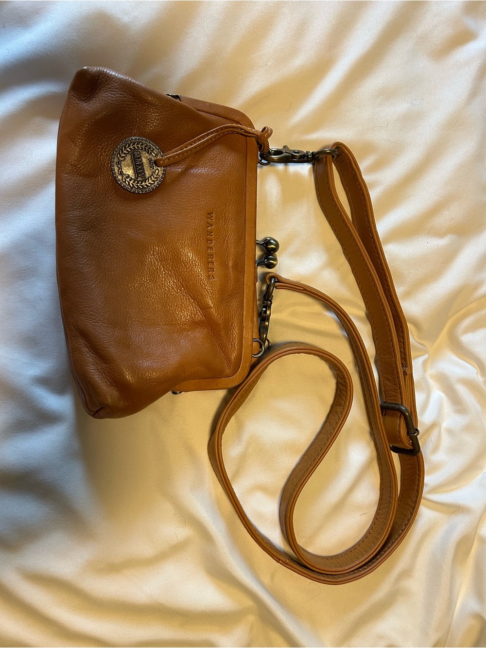 Wanderers Traveler Co Leather Crossbody Bag in Warm Brown